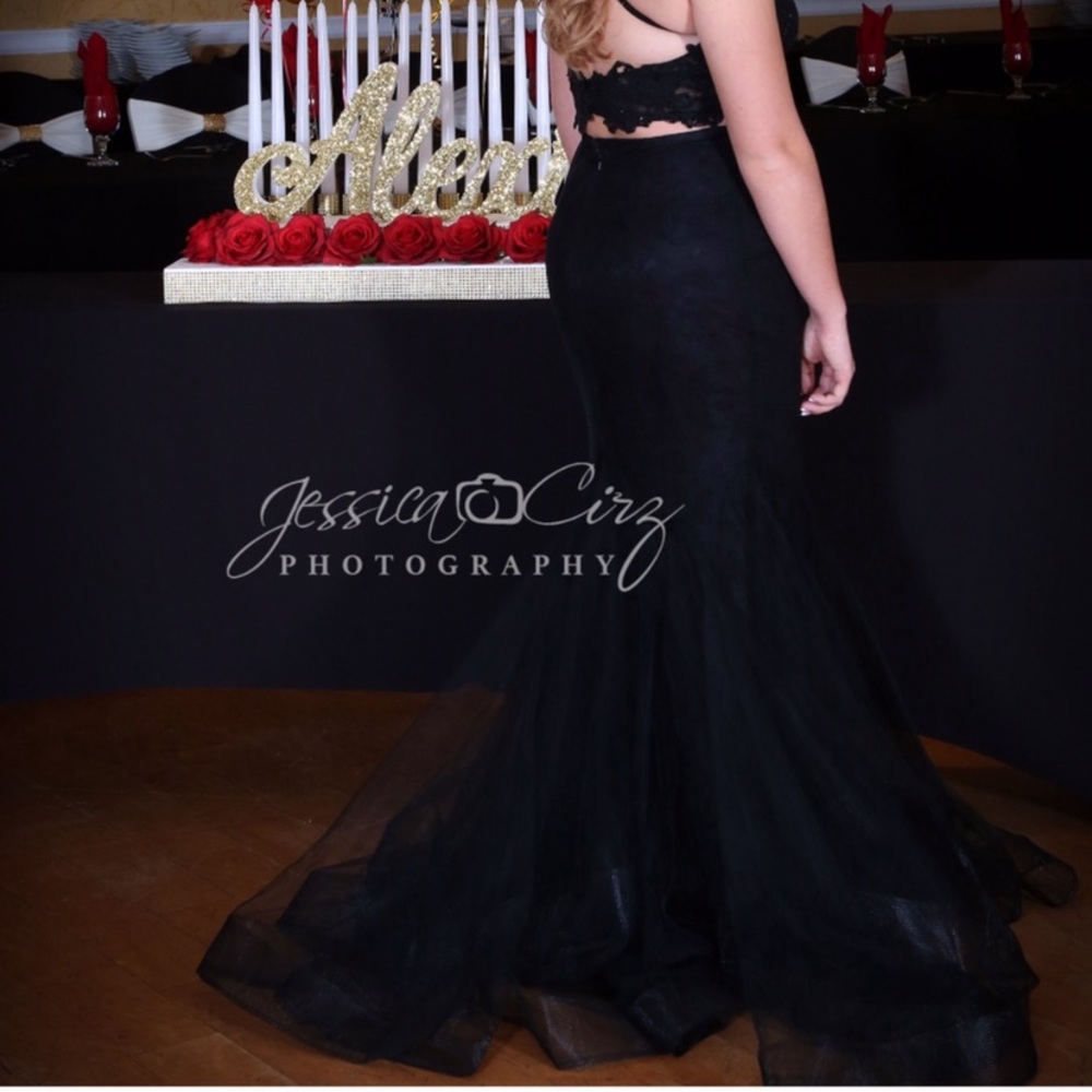 Prom Dress - Picture 8 of 9